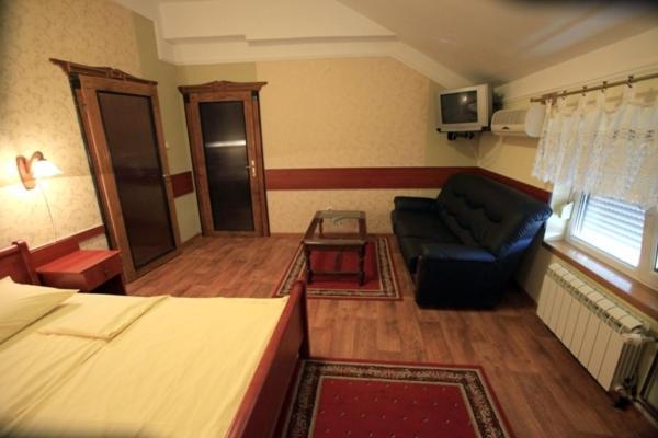 Hotel Dunav Sremski Karlovci Rom bilde